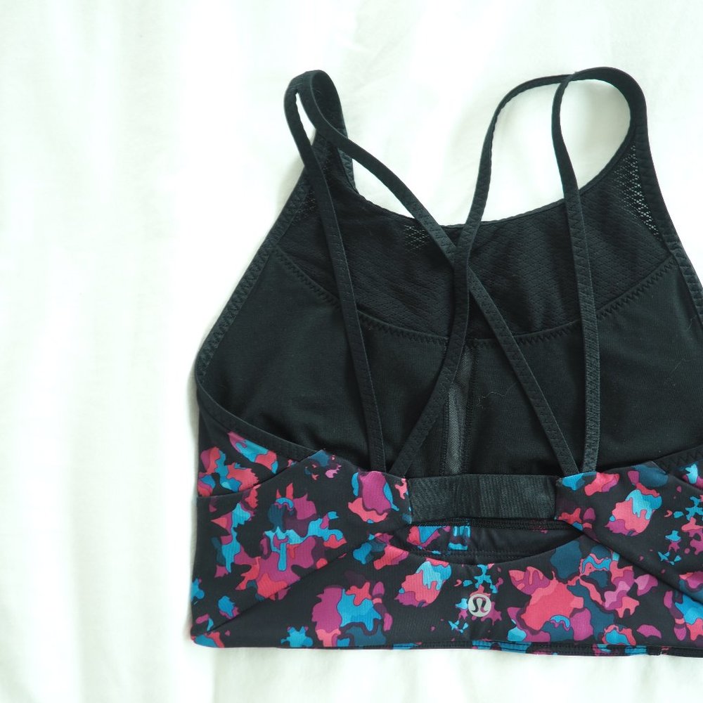 Lululemon Mesh High-Neck Sports Bra - Size 6 - Picture 7 of 7